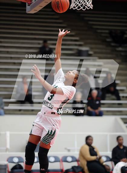 Thumbnail 3 in Dobie vs. Pasadena (McDonald's Texas Invitational) photogallery.
