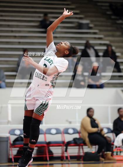 Thumbnail 1 in Dobie vs. Pasadena (McDonald's Texas Invitational) photogallery.
