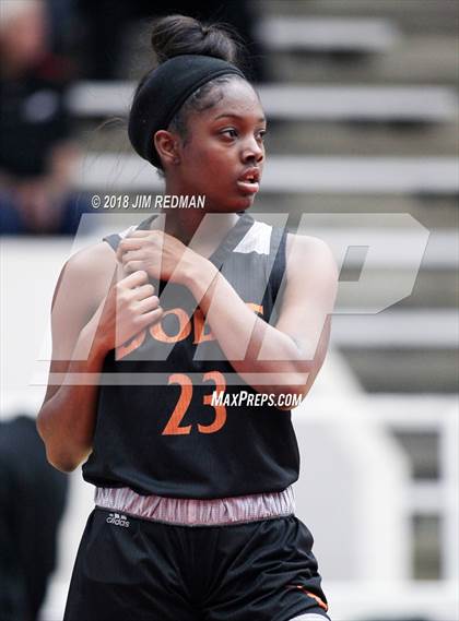Thumbnail 2 in Dobie vs. Pasadena (McDonald's Texas Invitational) photogallery.