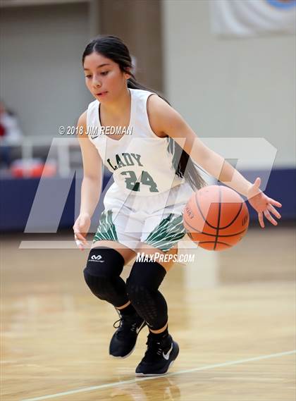 Thumbnail 1 in Dobie vs. Pasadena (McDonald's Texas Invitational) photogallery.