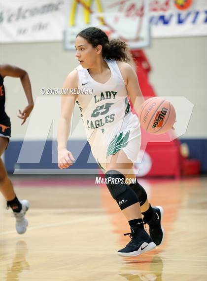 Thumbnail 1 in Dobie vs. Pasadena (McDonald's Texas Invitational) photogallery.