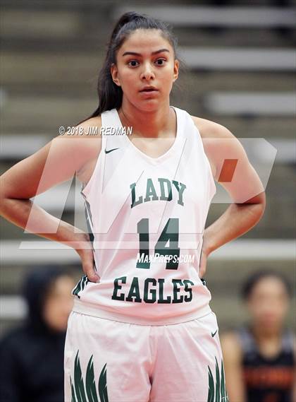Thumbnail 3 in Dobie vs. Pasadena (McDonald's Texas Invitational) photogallery.