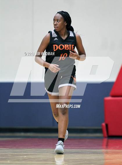 Thumbnail 1 in Dobie vs. Pasadena (McDonald's Texas Invitational) photogallery.