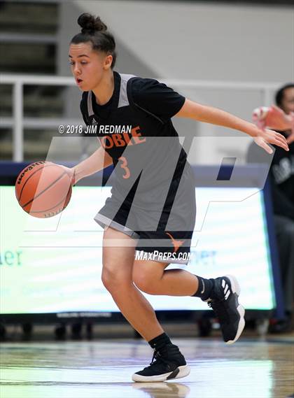 Thumbnail 1 in Dobie vs. Pasadena (McDonald's Texas Invitational) photogallery.