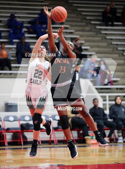 Thumbnail 2 in Dobie vs. Pasadena (McDonald's Texas Invitational) photogallery.