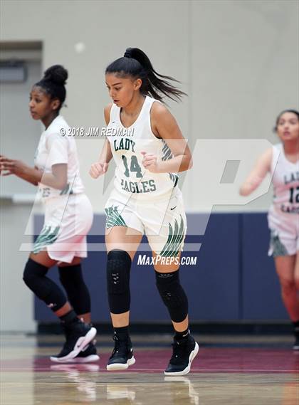 Thumbnail 3 in Dobie vs. Pasadena (McDonald's Texas Invitational) photogallery.