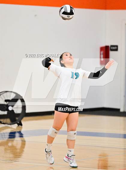Thumbnail 3 in Clairemont vs Del Lago Academy (CIFSDS D4 2nd Round) photogallery.