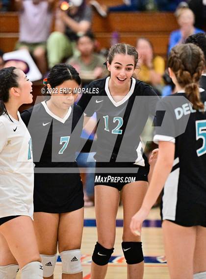 Thumbnail 2 in Clairemont vs Del Lago Academy (CIFSDS D4 2nd Round) photogallery.