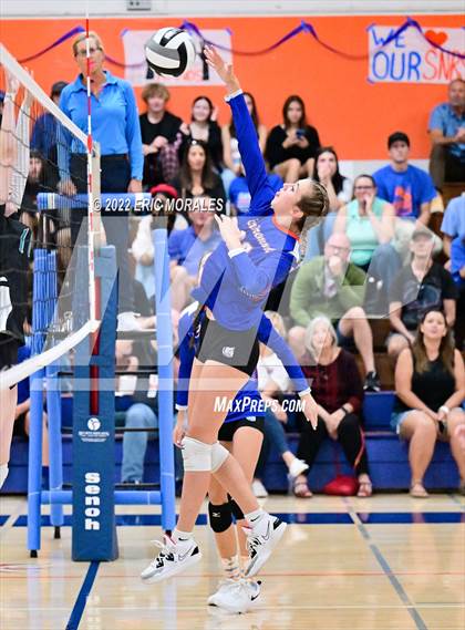 Thumbnail 2 in Clairemont vs Del Lago Academy (CIFSDS D4 2nd Round) photogallery.