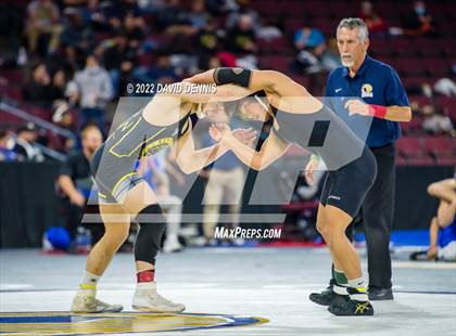 Thumbnail 2 in CIF State Boys Wrestling Championships (Second Round) photogallery.