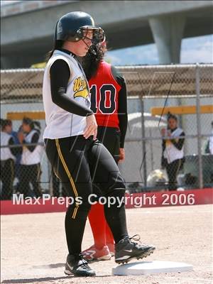 Thumbnail 2 in Watsonville vs San Benito (D1 Section Final) photogallery.