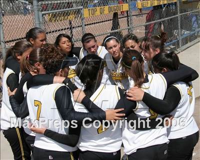 Thumbnail 3 in Watsonville vs San Benito (D1 Section Final) photogallery.