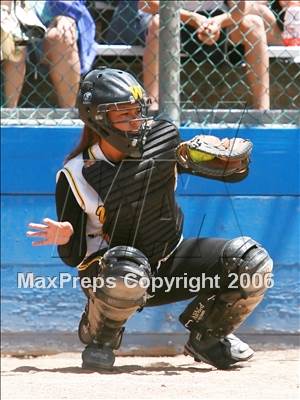 Thumbnail 3 in Watsonville vs San Benito (D1 Section Final) photogallery.