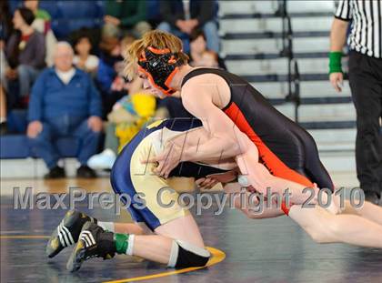 Thumbnail 2 in Quad Meet:  Hoopa/Arcata/Ferndale @ Del Norte photogallery.