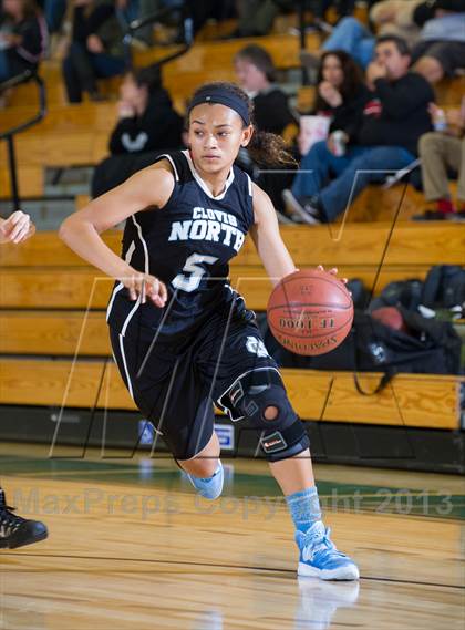 Thumbnail 1 in Harvard-Westlake vs Clovis North (Santa Barbara Tournament of Champions) photogallery.