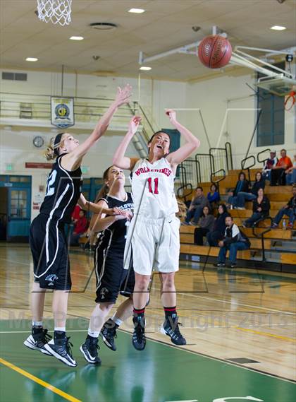 Thumbnail 3 in Harvard-Westlake vs Clovis North (Santa Barbara Tournament of Champions) photogallery.
