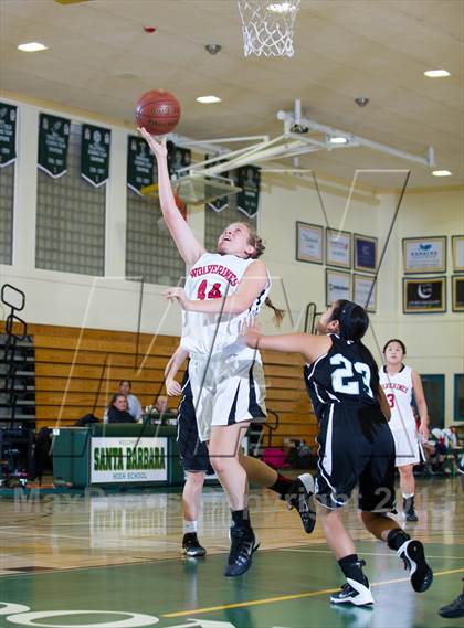 Thumbnail 2 in Harvard-Westlake vs Clovis North (Santa Barbara Tournament of Champions) photogallery.