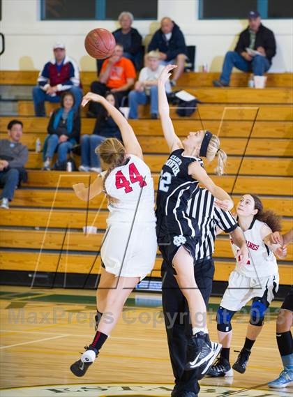 Thumbnail 1 in Harvard-Westlake vs Clovis North (Santa Barbara Tournament of Champions) photogallery.