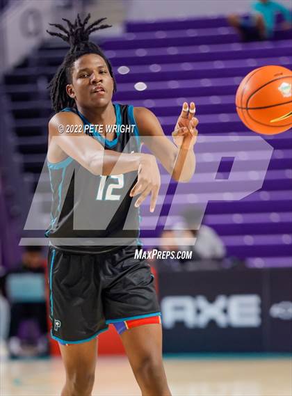 Thumbnail 2 in IMG Academy Blue vs Providence (City of Palms Classic) photogallery.