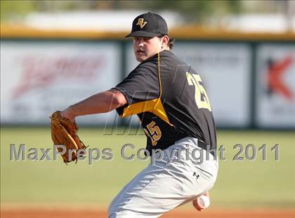 Thumbnail 1 in Bishop Verot vs. Dunnellon (Sarasota Classic) photogallery.