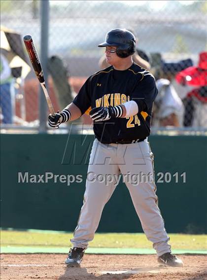 Thumbnail 2 in Bishop Verot vs. Dunnellon (Sarasota Classic) photogallery.