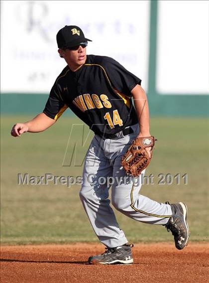 Thumbnail 1 in Bishop Verot vs. Dunnellon (Sarasota Classic) photogallery.