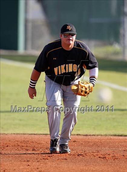 Thumbnail 2 in Bishop Verot vs. Dunnellon (Sarasota Classic) photogallery.