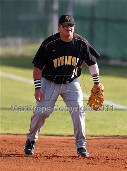 Thumbnail 2 in Bishop Verot vs. Dunnellon (Sarasota Classic) photogallery.