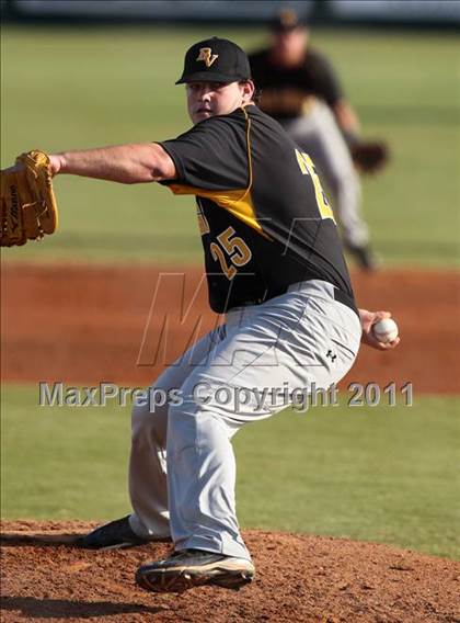 Thumbnail 1 in Bishop Verot vs. Dunnellon (Sarasota Classic) photogallery.