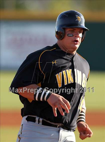 Thumbnail 3 in Bishop Verot vs. Dunnellon (Sarasota Classic) photogallery.