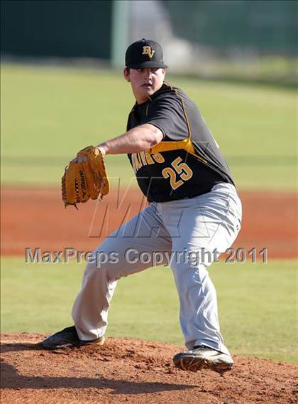 Thumbnail 1 in Bishop Verot vs. Dunnellon (Sarasota Classic) photogallery.