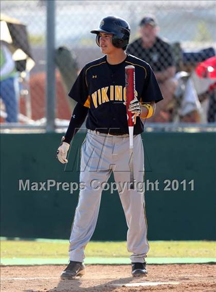 Thumbnail 2 in Bishop Verot vs. Dunnellon (Sarasota Classic) photogallery.