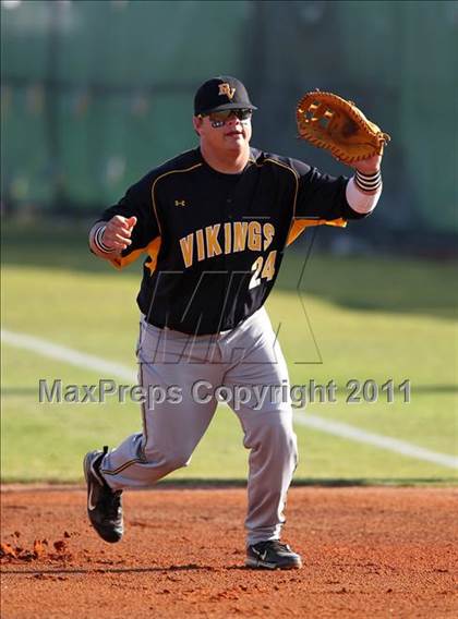 Thumbnail 1 in Bishop Verot vs. Dunnellon (Sarasota Classic) photogallery.