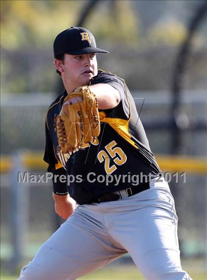 Thumbnail 3 in Bishop Verot vs. Dunnellon (Sarasota Classic) photogallery.