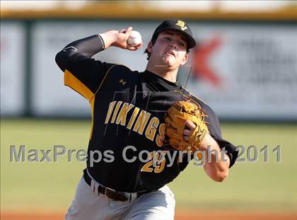 Thumbnail 3 in Bishop Verot vs. Dunnellon (Sarasota Classic) photogallery.