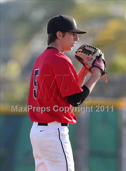 Thumbnail 3 in Bishop Verot vs. Dunnellon (Sarasota Classic) photogallery.