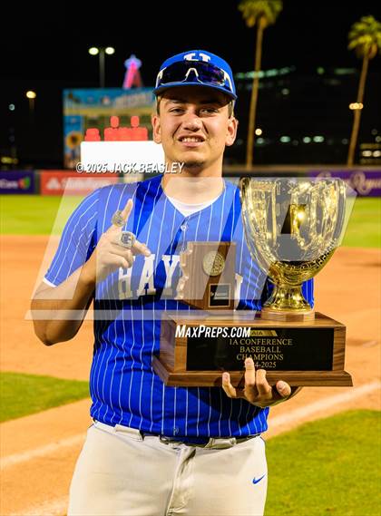 Thumbnail 1 in Bagdad vs Hayden (AIA 1A Final Awards) photogallery.