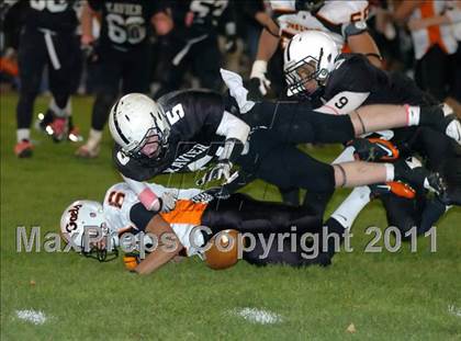 Thumbnail 1 in Shelton @ Xavier photogallery.