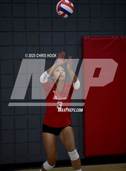 Thumbnail 1 in Orange Lutheran vs. Canyon del Oro (Lancer Invitational) photogallery.