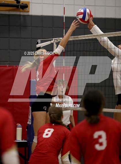 Thumbnail 3 in Orange Lutheran vs. Canyon del Oro (Lancer Invitational) photogallery.