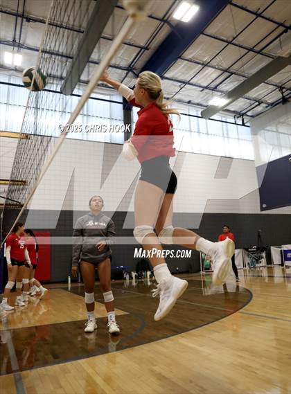 Thumbnail 2 in Orange Lutheran vs. Canyon del Oro (Lancer Invitational) photogallery.