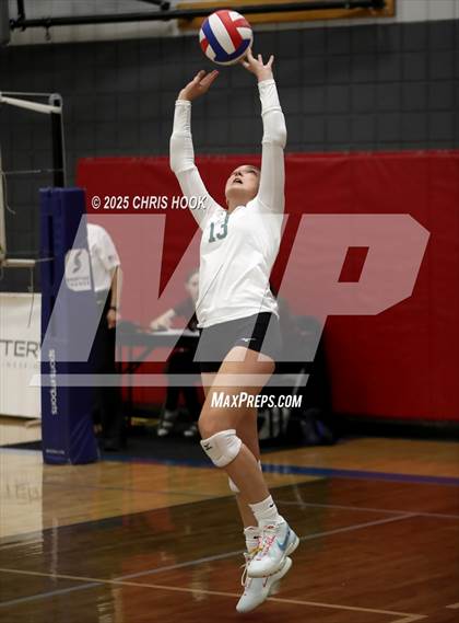 Thumbnail 2 in Orange Lutheran vs. Canyon del Oro (Lancer Invitational) photogallery.