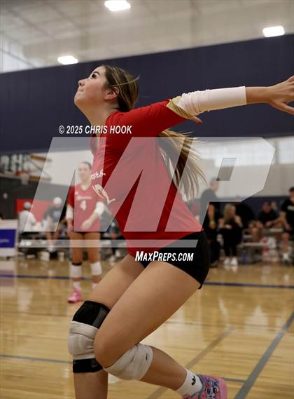 Thumbnail 3 in Orange Lutheran vs. Canyon del Oro (Lancer Invitational) photogallery.