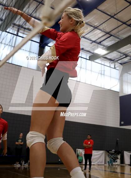 Thumbnail 2 in Orange Lutheran vs. Canyon del Oro (Lancer Invitational) photogallery.