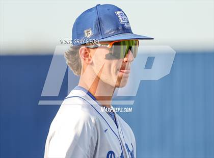 Thumbnail 1 in Norman North @ Deer Creek photogallery.