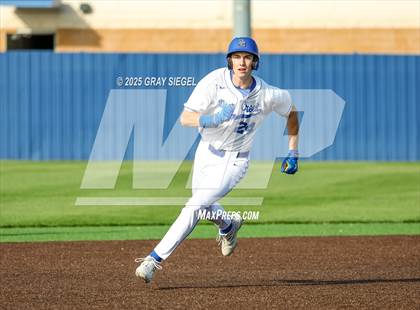 Thumbnail 2 in Norman North @ Deer Creek photogallery.