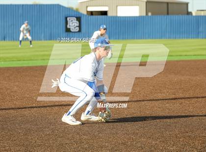 Thumbnail 3 in Norman North @ Deer Creek photogallery.