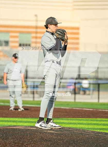 Thumbnail 1 in Norman North @ Deer Creek photogallery.