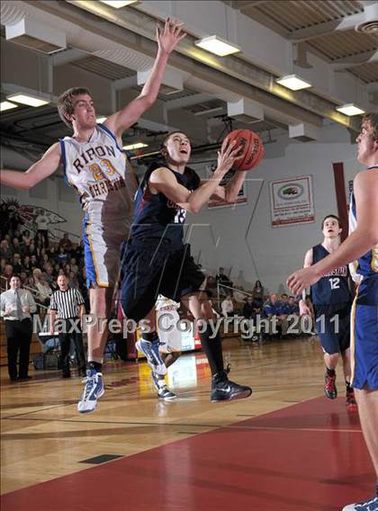 Thumbnail 1 in Ripon Christian vs. Vacaville Christian (CIF SJS D5 Semifinals) photogallery.