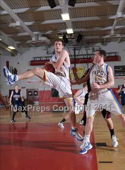 Thumbnail 1 in Ripon Christian vs. Vacaville Christian (CIF SJS D5 Semifinals) photogallery.